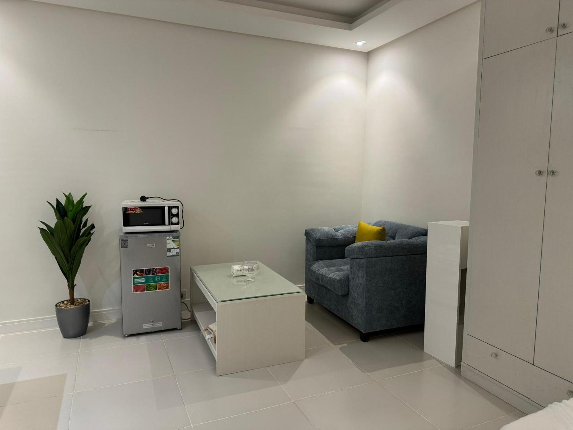 The White Apartment *